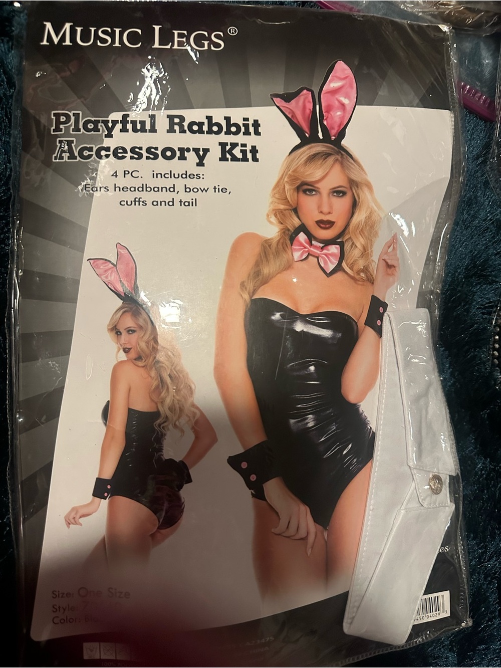 Sexy playful rabbit 4 PC accessory kit nwt